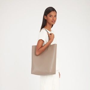 Cuyana Tall Structured Leather Tote Bag